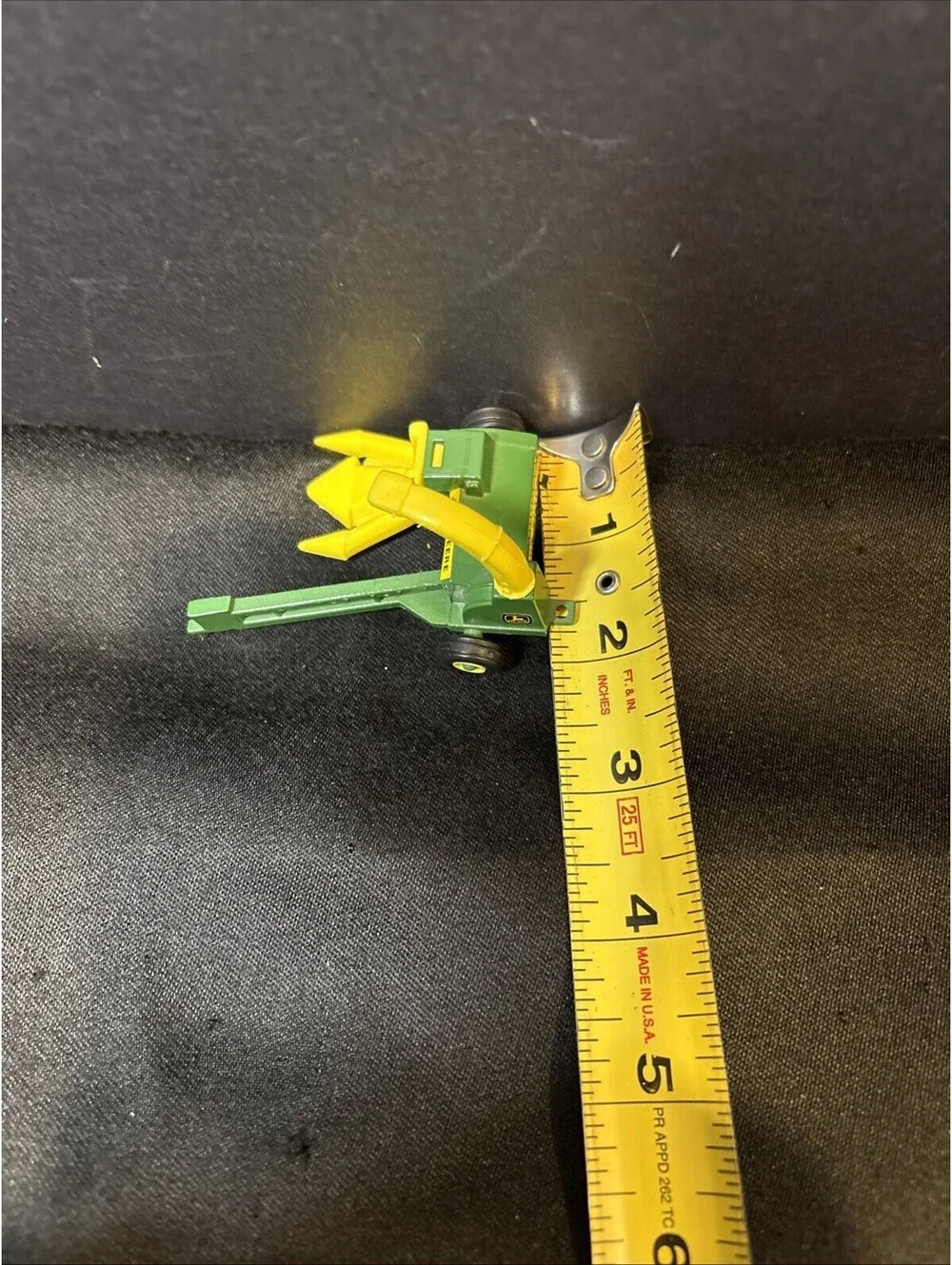 Vintage ERTL John Deere Pull Type Forage Harvester Die-cast 1/64 Great Toy /Con.